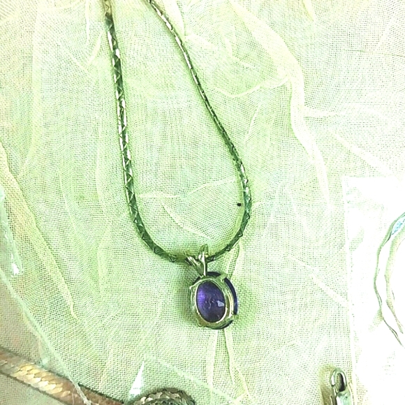 Necklace 18" Sterling silver Cobra Chain Amethyst Pendant - Picture 2 of 2